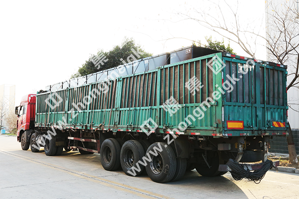 中煤集团一批固定式矿车发往河南禹州